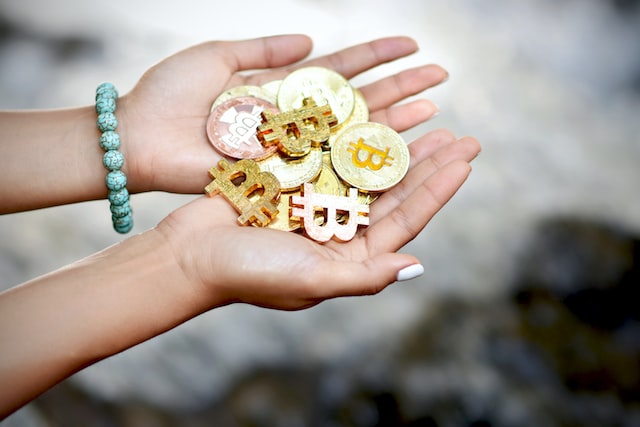 V 神:「元宇宙仍處于能被廣泛認知的早期階段